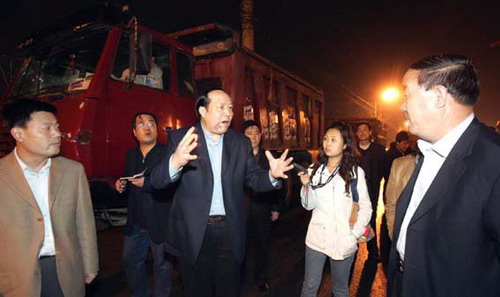 在2006年4月3日夜晚的检查中,杨广信提出,西安也可借鉴长沙等一些城市
